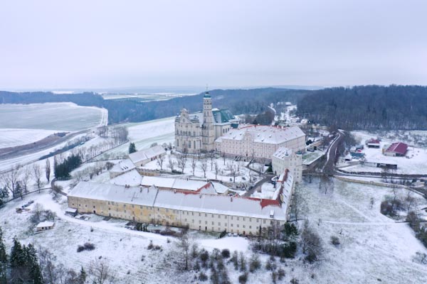 Abteikirche Neresheim im Winter 2020/2021