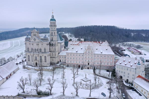 Abteikirche Neresheim im Winter 2020/2021