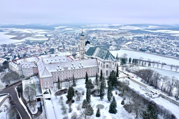 Abteikirche Neresheim im Winter 2020/2021